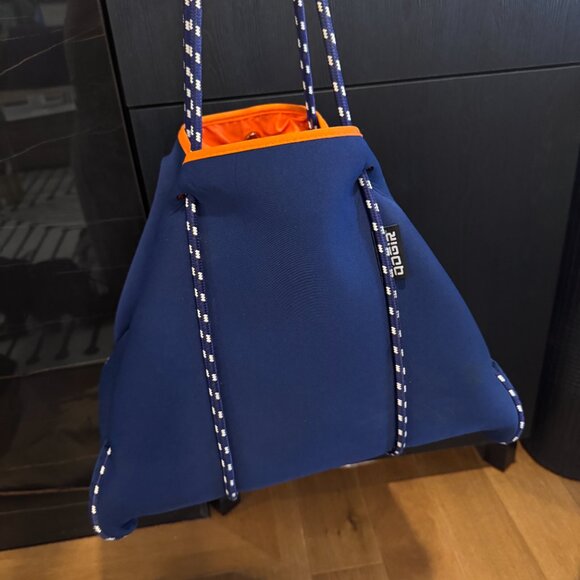 Neoprene Multipurpose Navy Blue Orange Beach Bag Tote with Inner Zipper Pocket - Picture 3 of 4